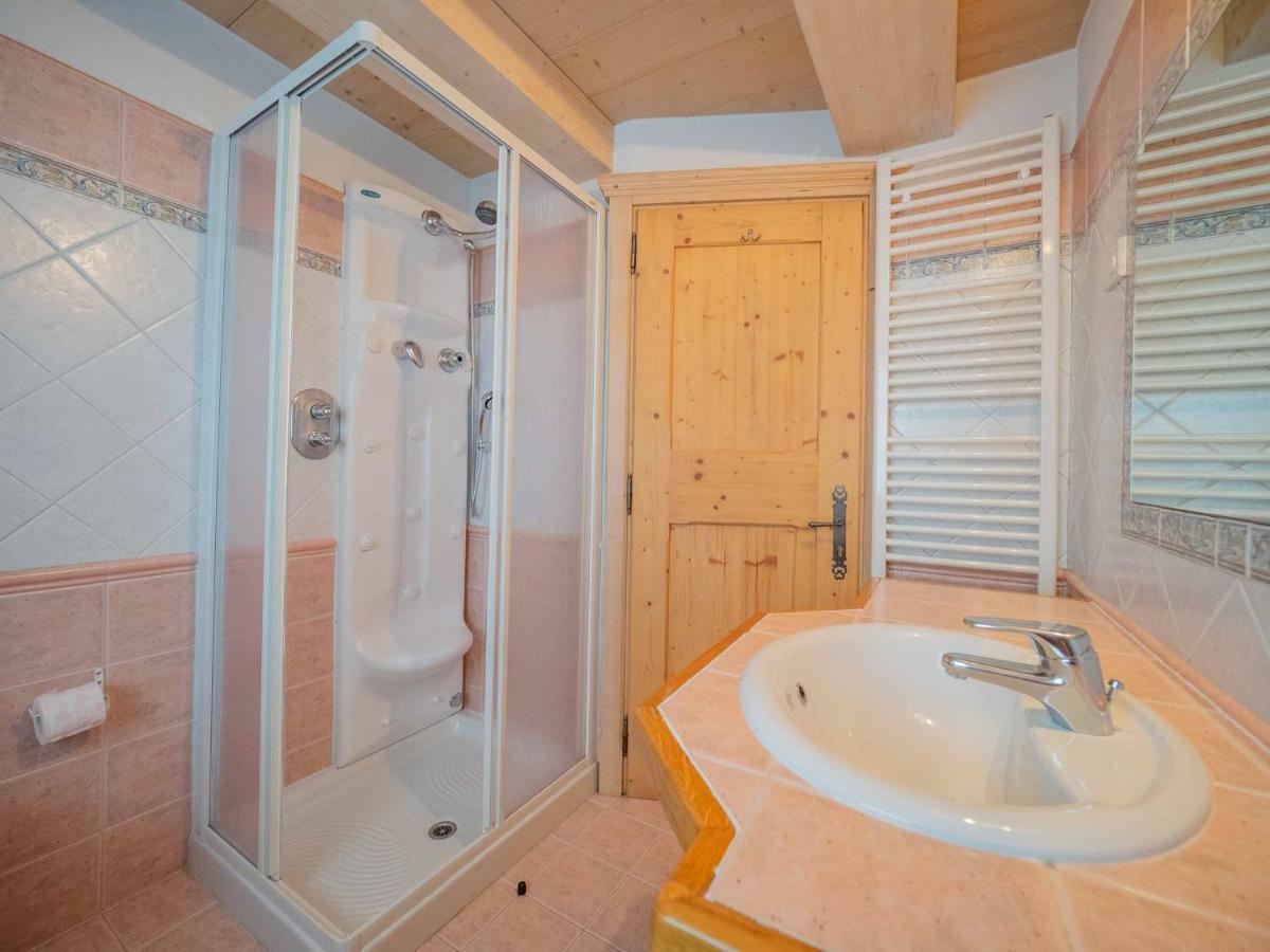 La Corte Appartamenti Livigno Luaran gambar