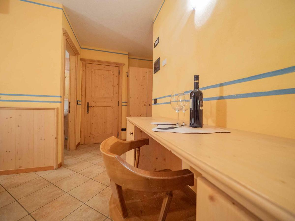 La Corte Appartamenti Livigno Luaran gambar