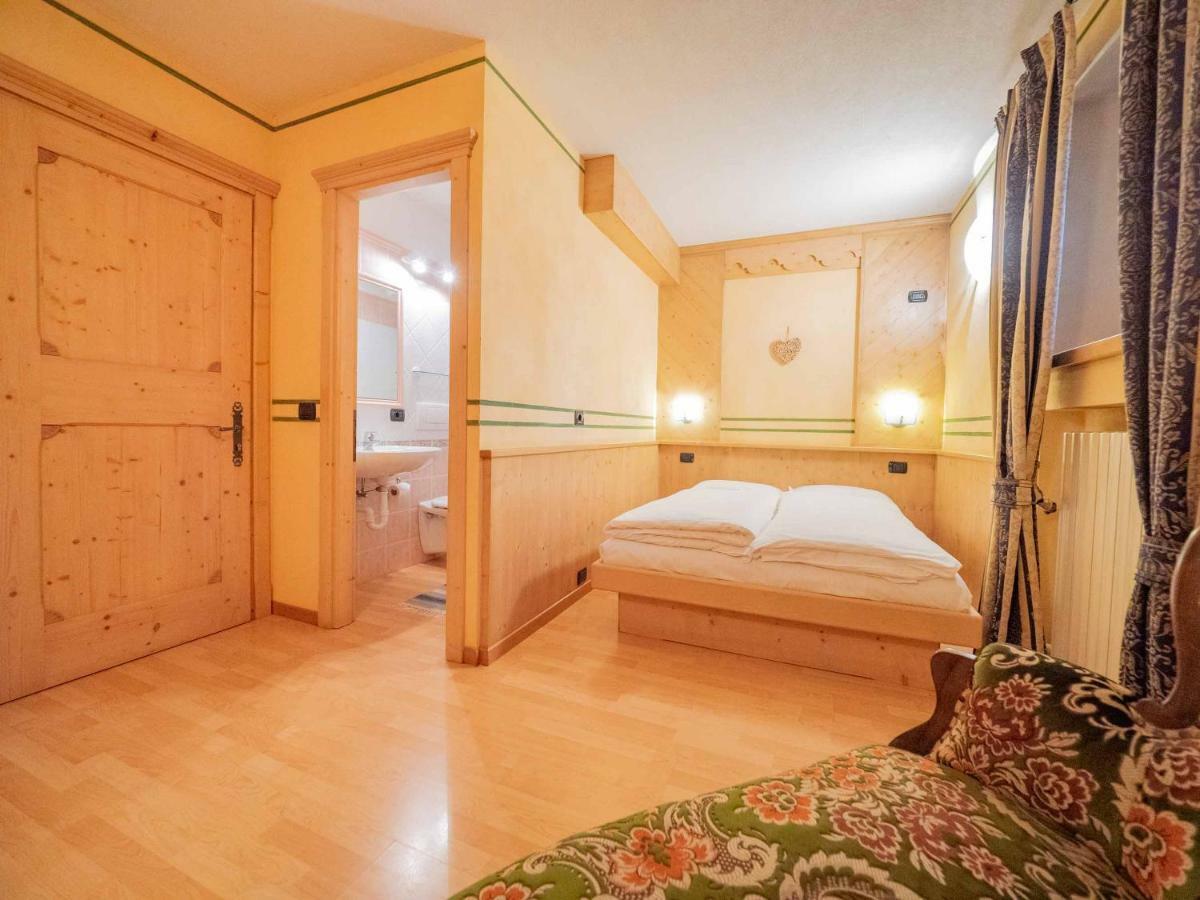 La Corte Appartamenti Livigno Luaran gambar