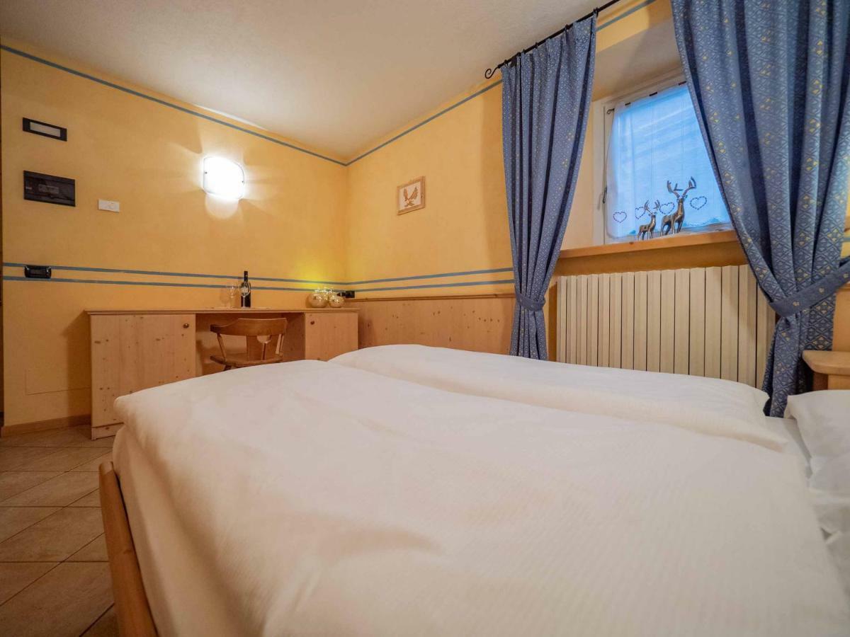 La Corte Appartamenti Livigno Luaran gambar