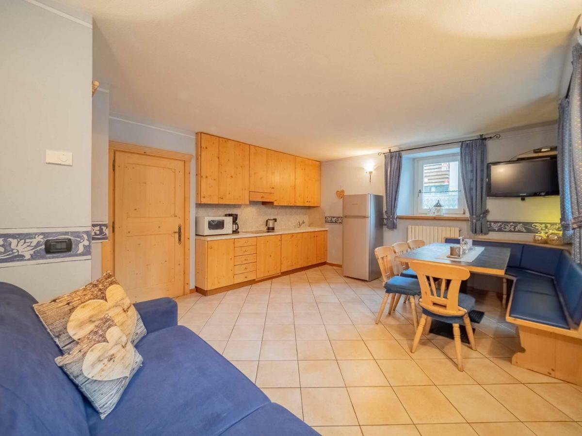 La Corte Appartamenti Livigno Luaran gambar